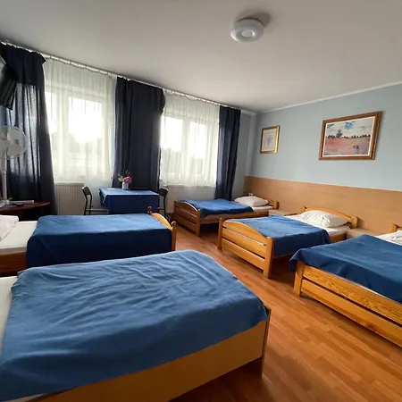 Cbc Hotelowe بيت شباب