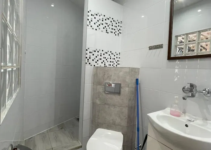 Cbc Hotelowe Hostel *